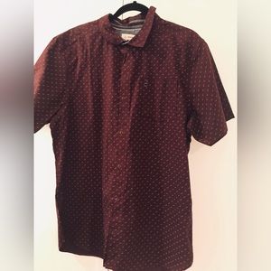MEN SHORT SLEEVE BUTTON SHIRT
